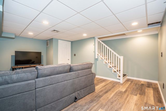 27 Allspice Lane 27, Glastonbury, CT 06033