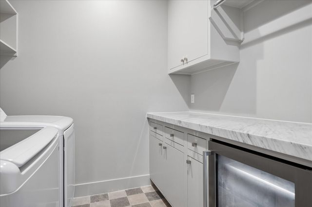 234 S Post Oak Lane, Houston, TX 77056