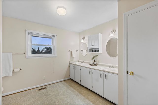 128 Scott Street, NE, Charleston, TN 37310