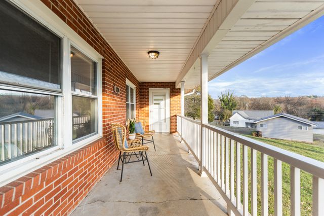 128 Scott Street, NE, Charleston, TN 37310
