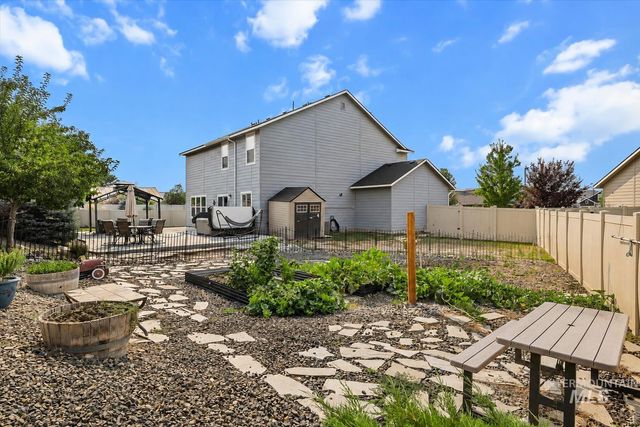 3218 S Veneto Pl, Meridian, ID 83642