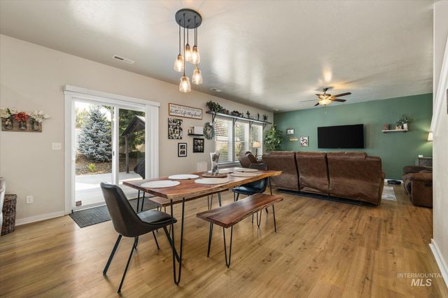 3218 S Veneto Pl, Meridian, ID 83642