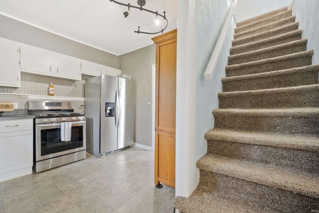 2020 S Kerth Avenue, Evansville, IN 47714