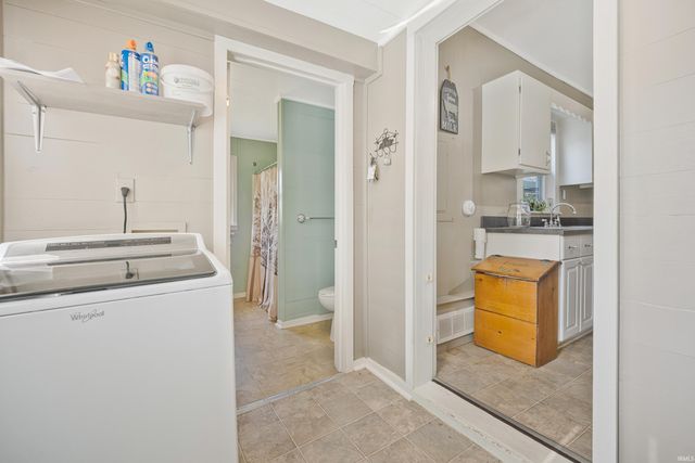2020 S Kerth Avenue, Evansville, IN 47714