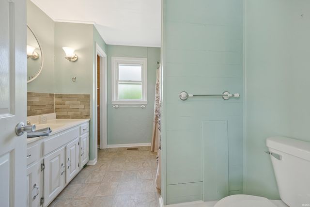 2020 S Kerth Avenue, Evansville, IN 47714