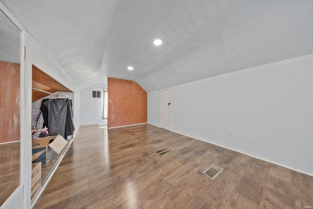 2020 S Kerth Avenue, Evansville, IN 47714