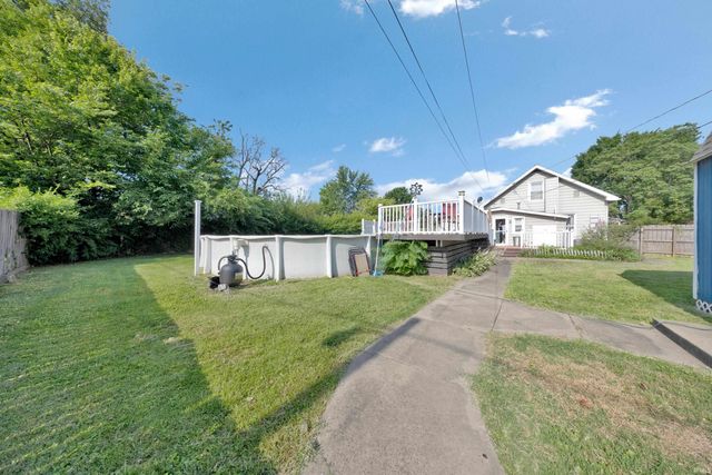 2020 S Kerth Avenue, Evansville, IN 47714
