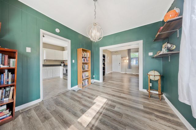 2020 S Kerth Avenue, Evansville, IN 47714