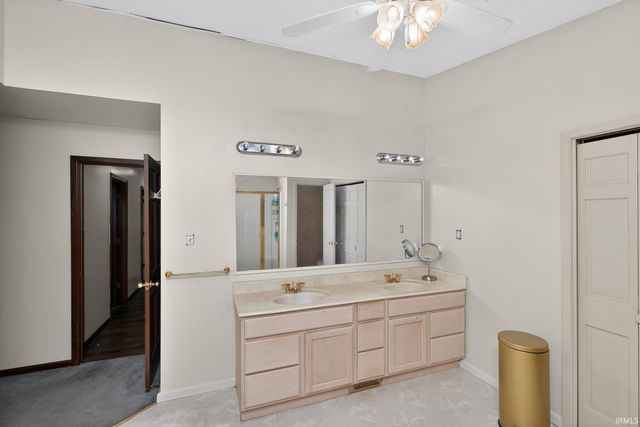 3601 Bent Oak Trl Unit B Trail, Elkhart, IN 46517