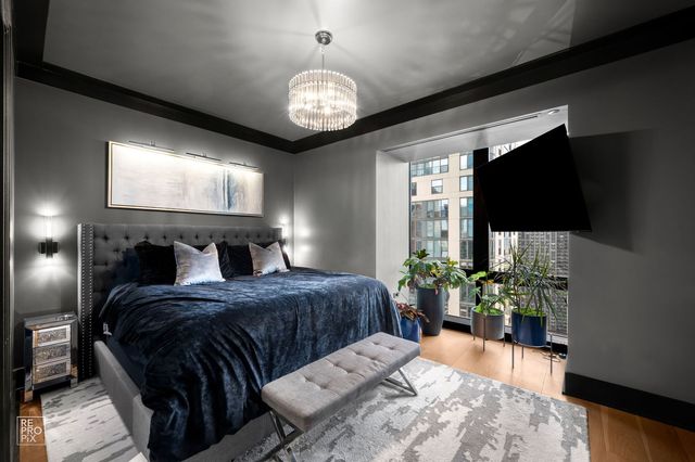 363 E Wacker Drive 2109, Chicago, IL 60601