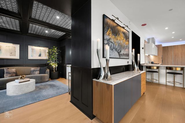 363 E Wacker Drive 2109, Chicago, IL 60601