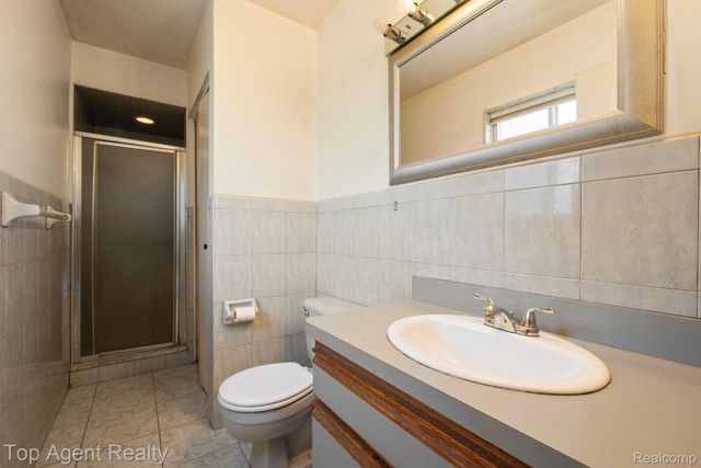 29639 Malvina Drive, Warren, MI 48088