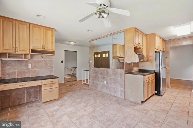 4401 BESTOR DR, Rockville, MD 20853