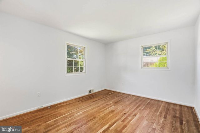 4401 BESTOR DR, Rockville, MD 20853