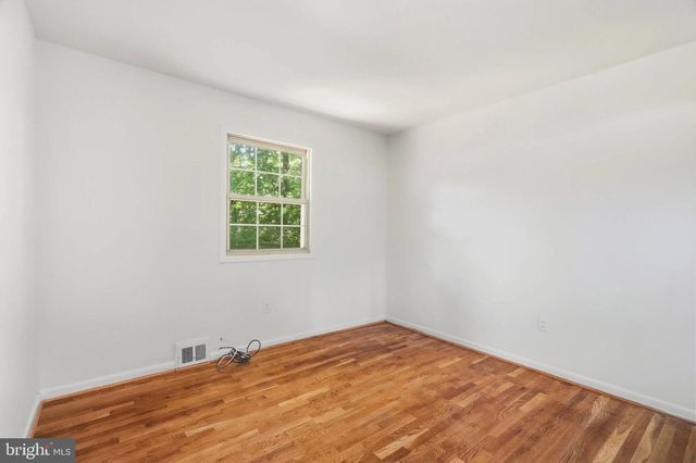 4401 BESTOR DR, Rockville, MD 20853