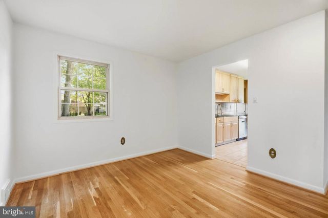 4401 BESTOR DR, Rockville, MD 20853