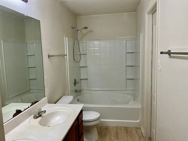 3502 Sandy Brook DR, Round Rock, TX 78665