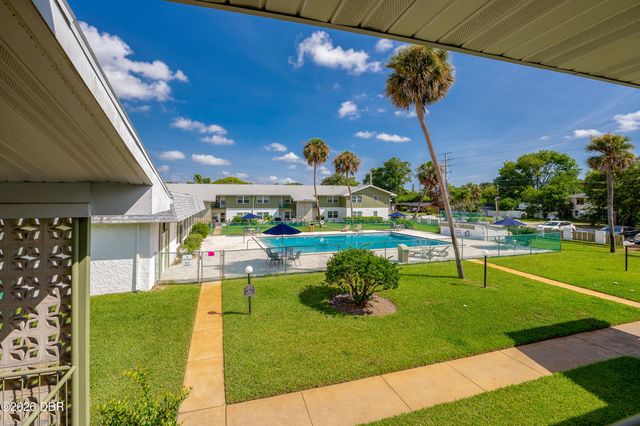 840 Center Ave Apt 10, Holly Hill, FL 32117