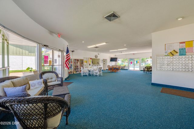 840 Center Ave Apt 10, Holly Hill, FL 32117