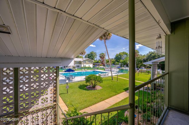 840 Center Ave Apt 10, Holly Hill, FL 32117