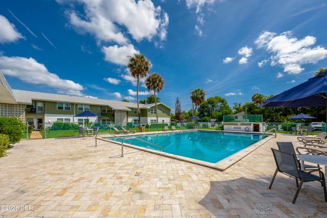 840 Center Ave Apt 10, Holly Hill, FL 32117