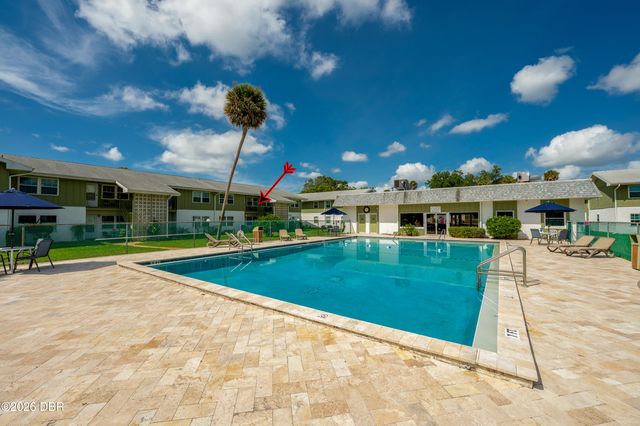840 Center Ave Apt 10, Holly Hill, FL 32117