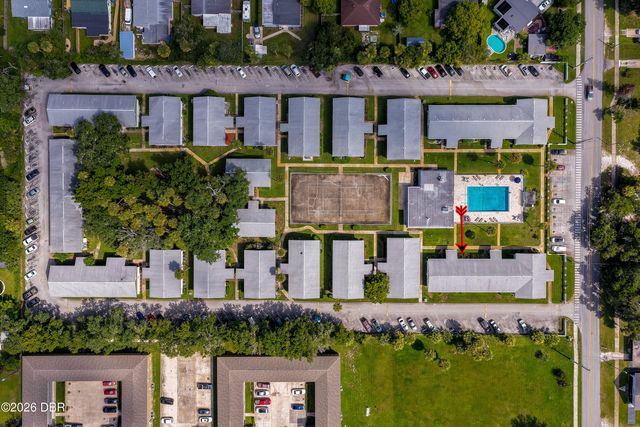 840 Center Ave Apt 10, Holly Hill, FL 32117