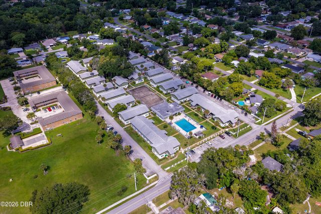 840 Center Ave Apt 10, Holly Hill, FL 32117