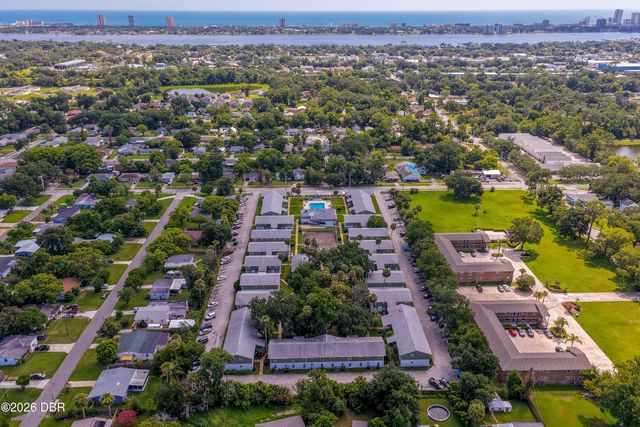 840 Center Ave Apt 10, Holly Hill, FL 32117