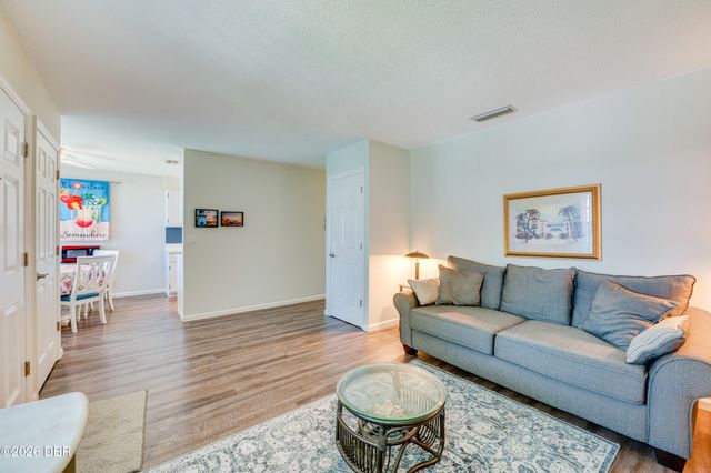 840 Center Ave Apt 10, Holly Hill, FL 32117