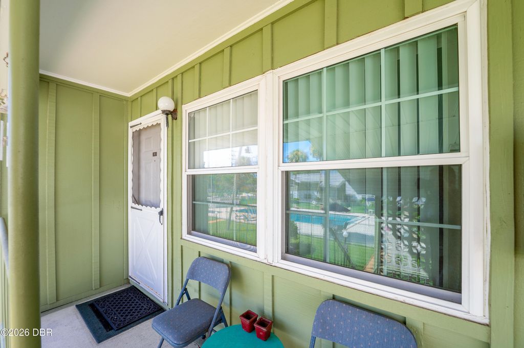 840 Center Ave Apt 10, Holly Hill, FL 32117