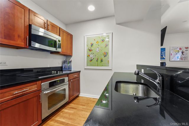 225 Stanley Avenue 419, Mamaroneck, NY 10543