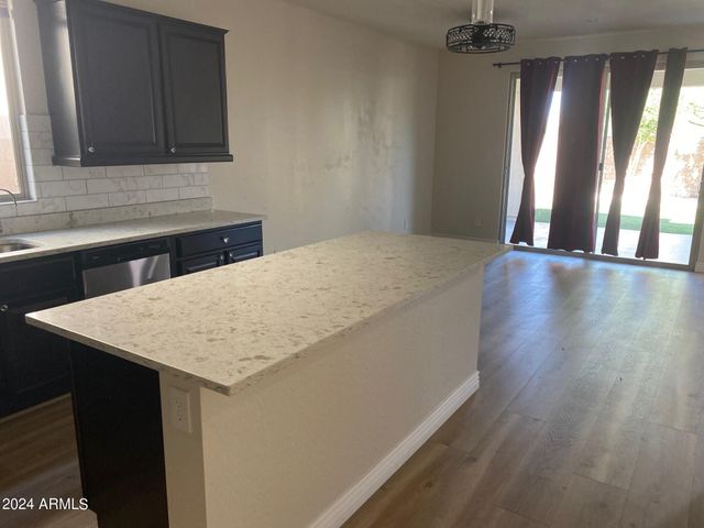 22120 N 28TH Place, Phoenix, AZ 85050