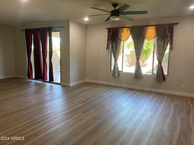 22120 N 28TH Place, Phoenix, AZ 85050