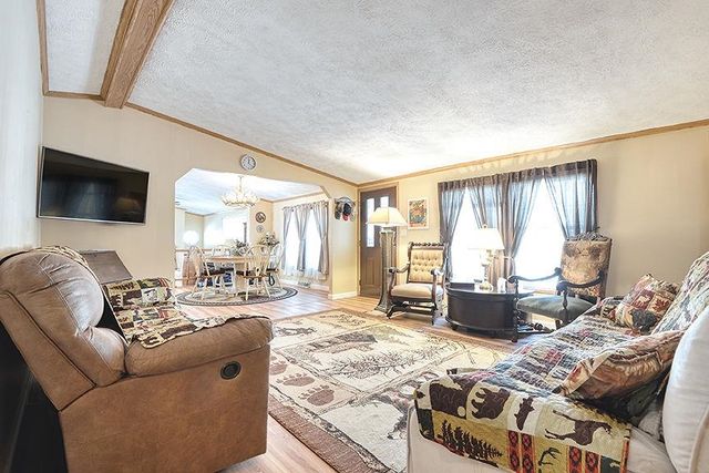 127 MORWAYS Park, Charlestown, NH 03603