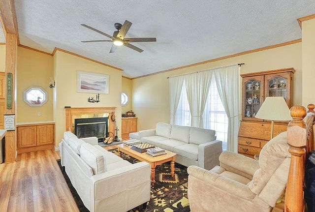 127 MORWAYS Park, Charlestown, NH 03603