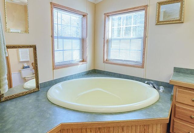 127 MORWAYS Park, Charlestown, NH 03603