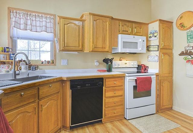 127 MORWAYS Park, Charlestown, NH 03603