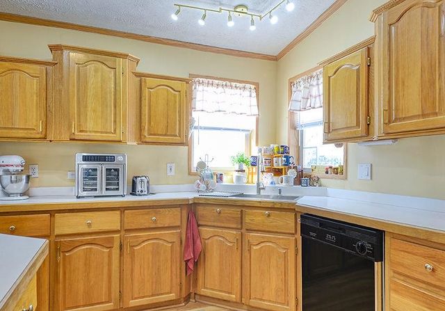 127 MORWAYS Park, Charlestown, NH 03603