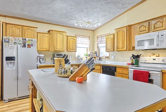 127 MORWAYS Park, Charlestown, NH 03603