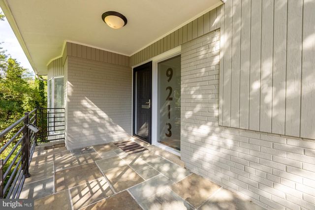 9213 FRIARS RD, Bethesda, MD 20817