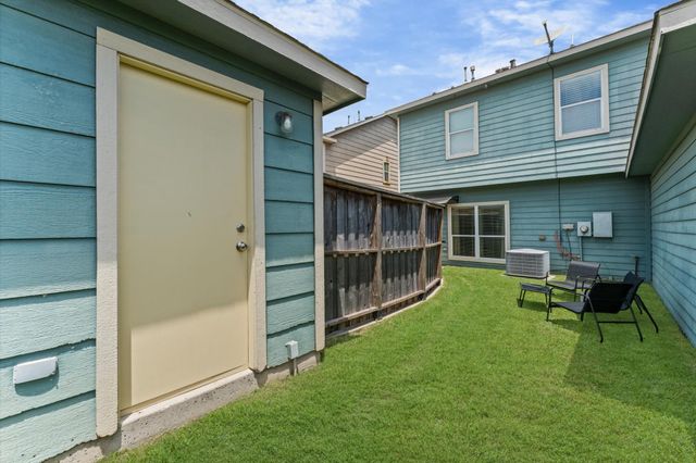16775 Mammoth Springs Drive, Houston, TX 77095