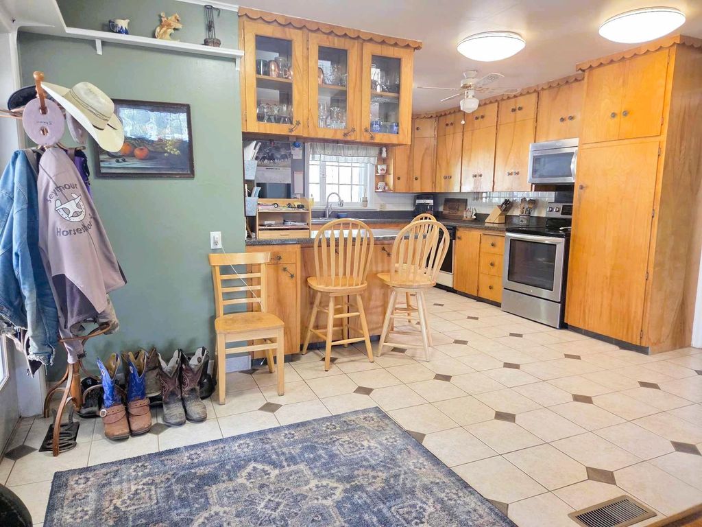 96 & 98 2nd St, Ten Sleep, WY 82442 photo 18