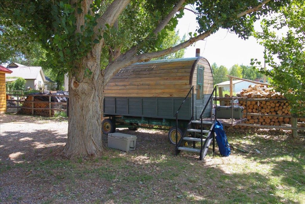 96 & 98 2nd St, Ten Sleep, WY 82442 photo 10