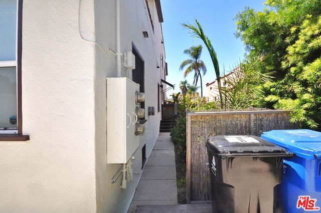 3919 W 27th Street, Los Angeles, CA 90018