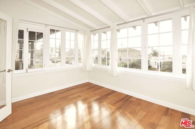 3919 W 27th Street, Los Angeles, CA 90018