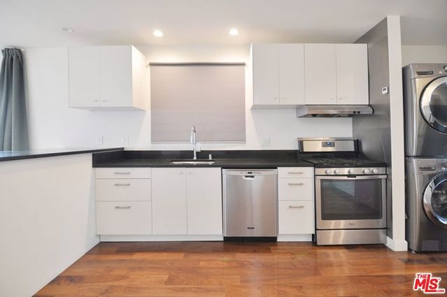 3919 W 27th Street, Los Angeles, CA 90018