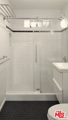 3919 W 27th Street, Los Angeles, CA 90018