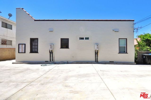 3919 W 27th Street, Los Angeles, CA 90018