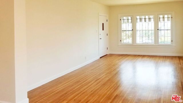 3919 W 27th Street, Los Angeles, CA 90018